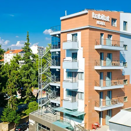 Habitat 3*
