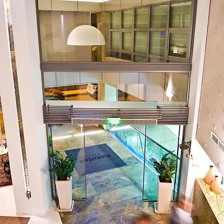 Hotel Habitat