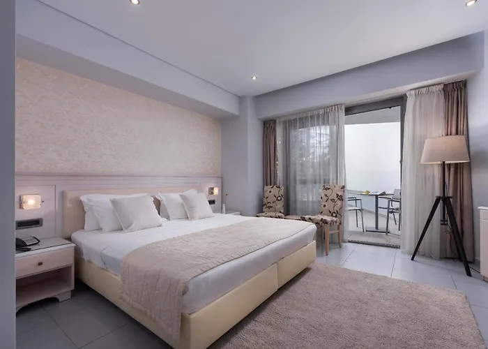 Hotel Habitat 3*