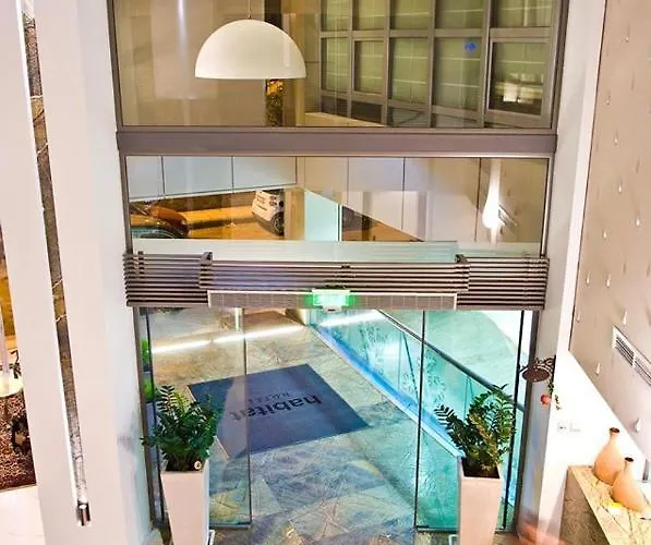 Hotel Habitat